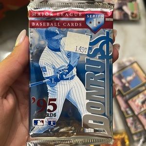 DonRuss 1995 baseball cards unopened